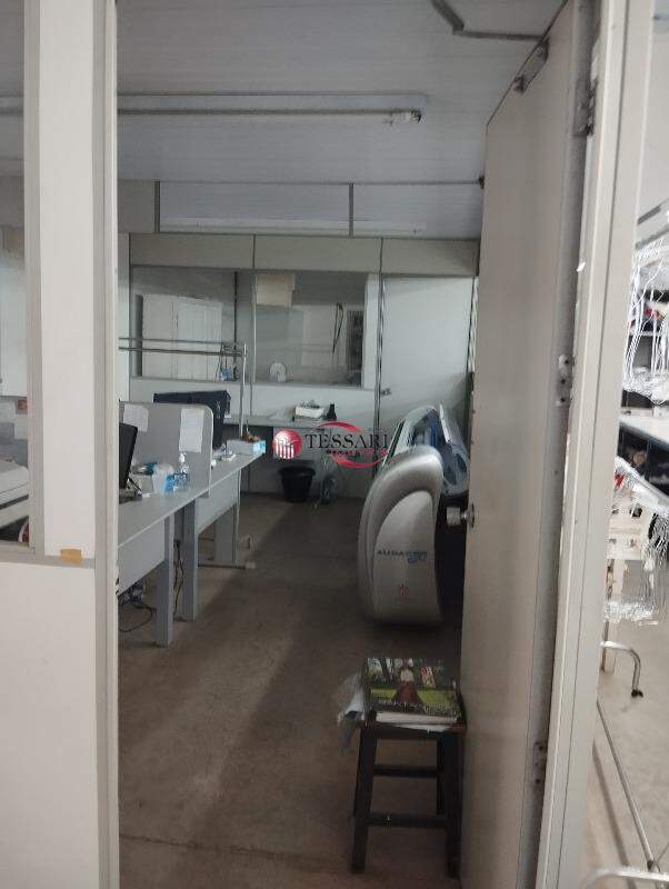 Loja / Salão / Ponto Comercial para aluguel, 418m² — foto 11 de 13
