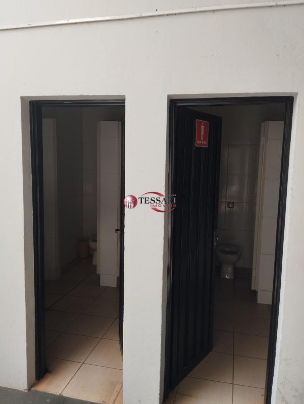 Loja / Salão / Ponto Comercial para aluguel, 418m² — foto 13 de 13