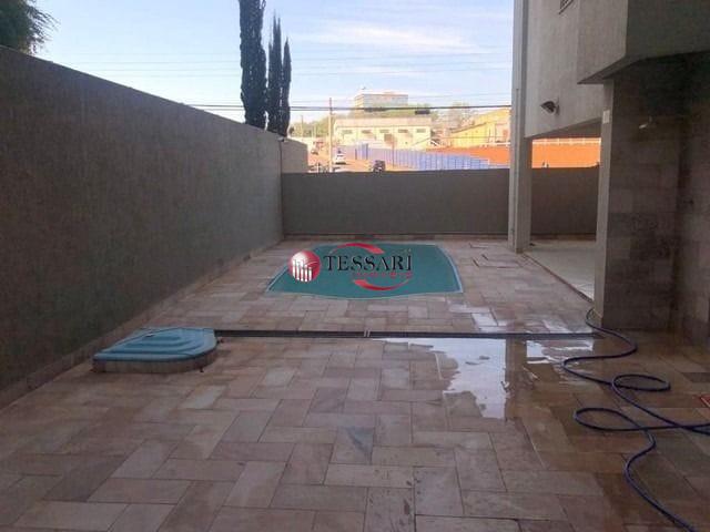 Apartamento com 3 quartos à venda, 95m² — foto 18 de 19