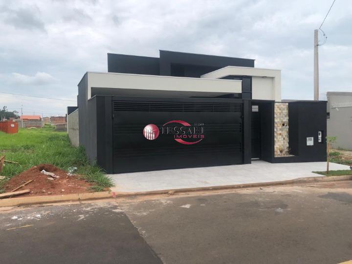 Casa com 3 quartos à venda, 112m² — foto 1 de 17
