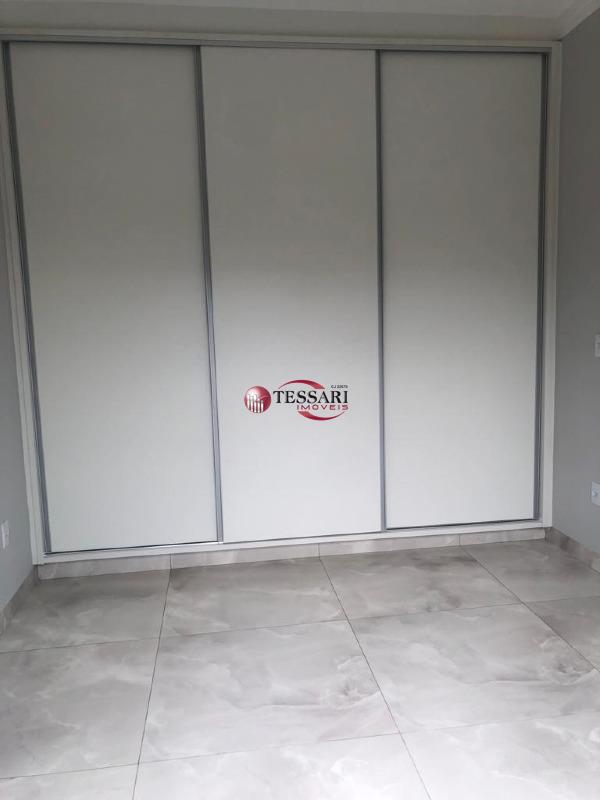 Casa com 3 quartos à venda, 112m² — foto 10 de 17