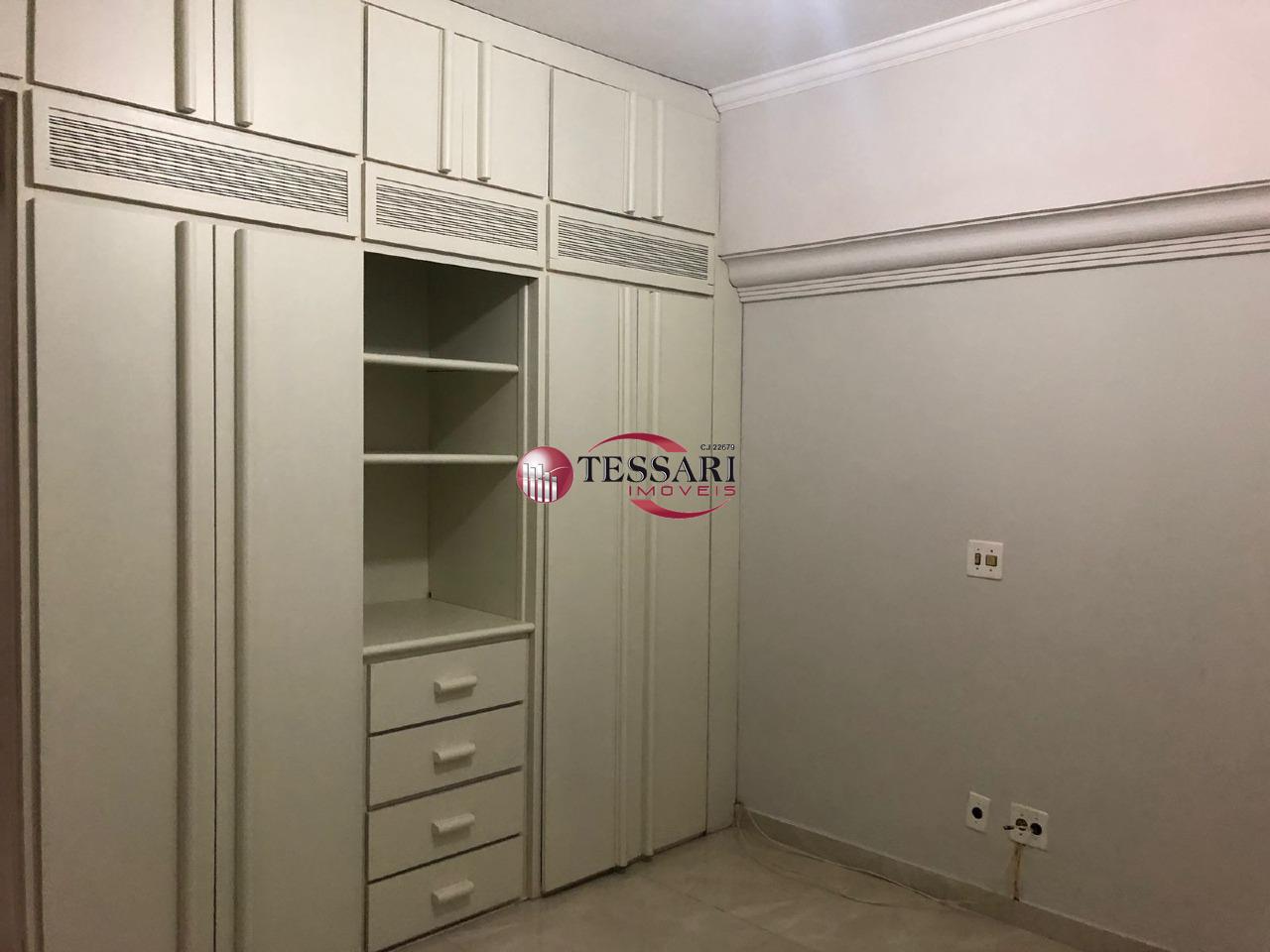 Apartamento com 3 quartos à venda, 136m² — foto 4 de 20