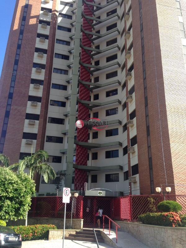Apartamento com 3 quartos à venda, 136m² — foto 17 de 20