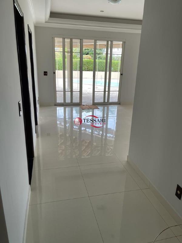 Casa de Condomínio com 3 quartos para aluguel, 350m² — foto 4 de 25