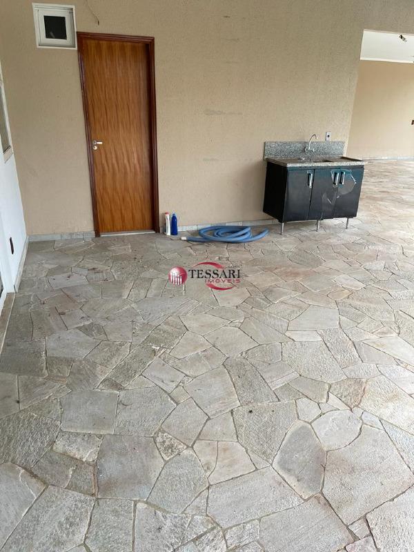 Casa de Condomínio com 3 quartos para aluguel, 350m² — foto 22 de 25