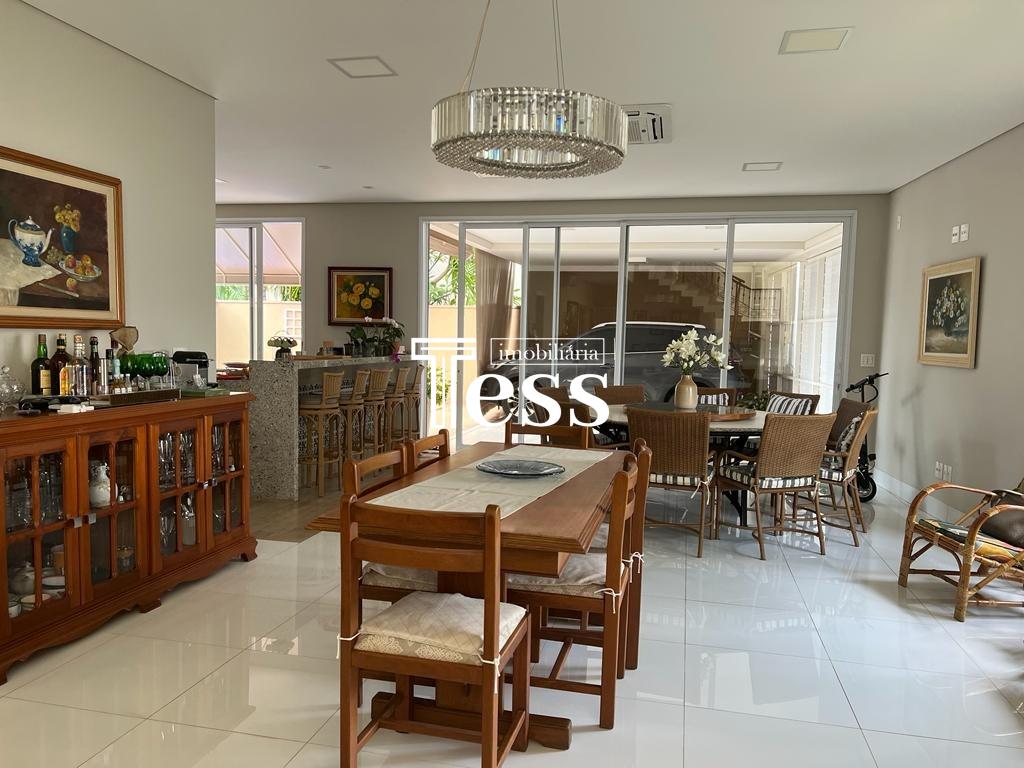 Casa de Condomínio com 4 quartos à venda, 320m² — foto 6 de 24