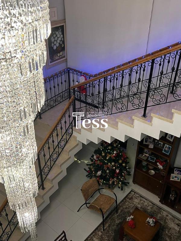 Casa de Condomínio com 4 quartos para aluguel, 320m² — foto 22 de 24