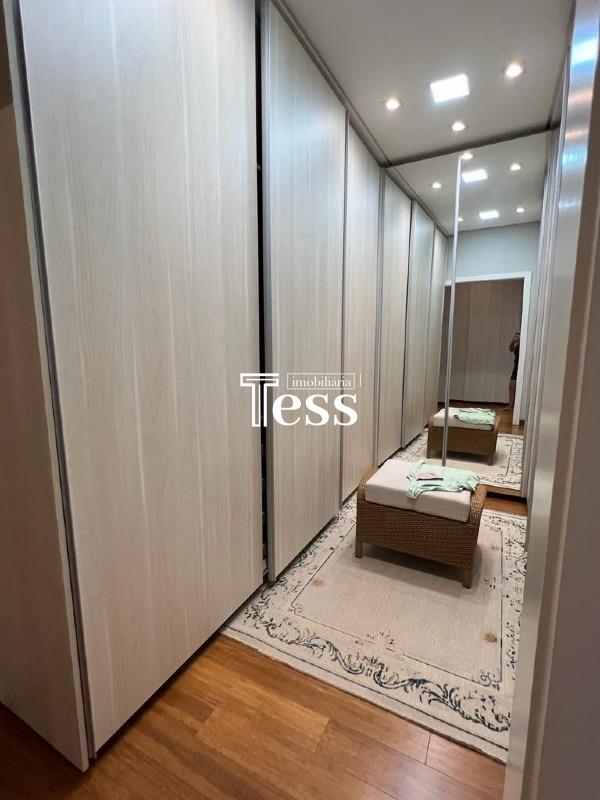 Casa de Condomínio com 4 quartos para aluguel, 320m² — foto 11 de 24