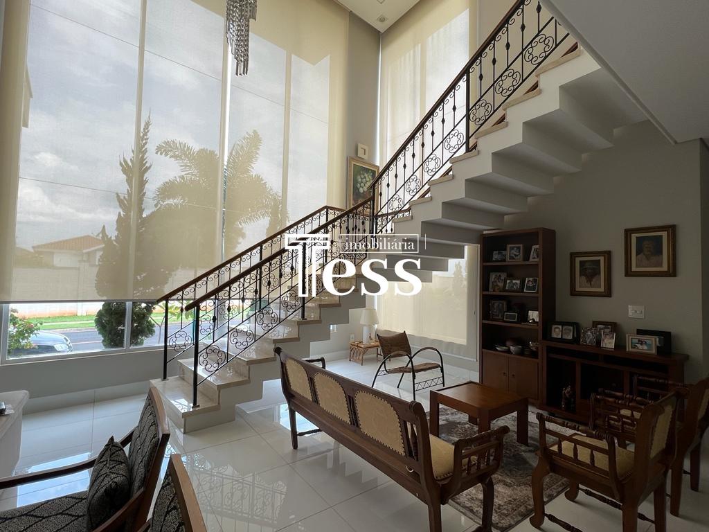 Casa de Condomínio com 4 quartos para aluguel, 320m² — foto 16 de 24