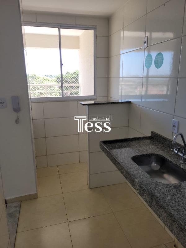 Apartamento com 2 quartos para aluguel, 47m² — foto 4 de 15