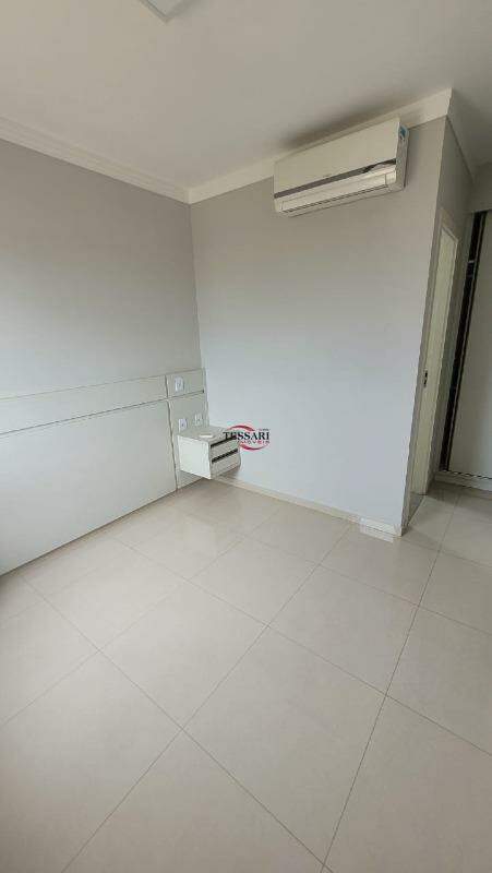 Apartamento com 3 quartos para aluguel, 105m² — foto 13 de 20