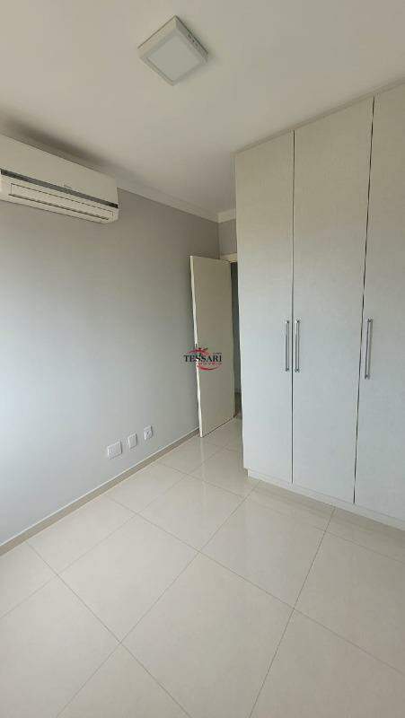 Apartamento com 3 quartos para aluguel, 105m² — foto 14 de 20