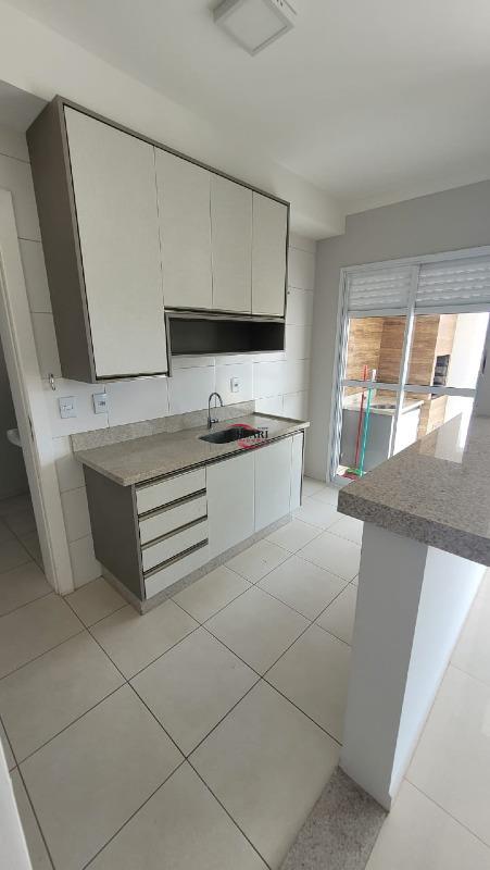 Apartamento com 3 quartos para aluguel, 105m² — foto 4 de 20