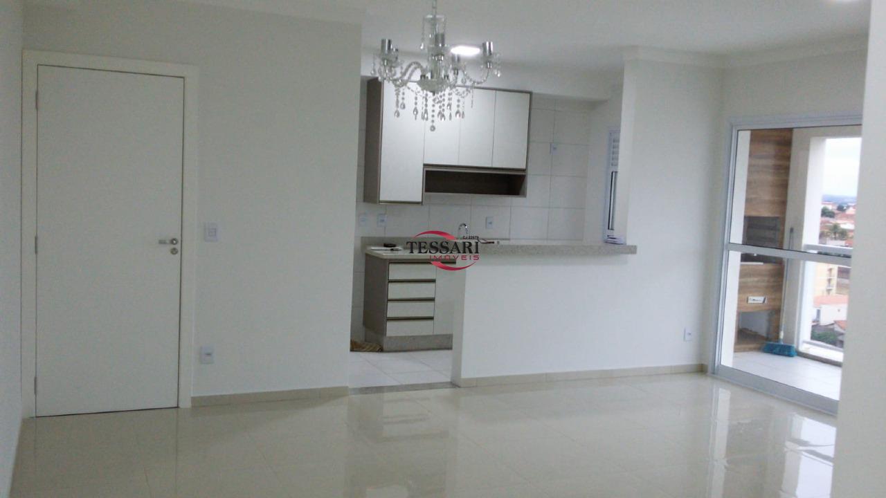 Apartamento com 3 quartos para aluguel, 105m² — foto 7 de 20