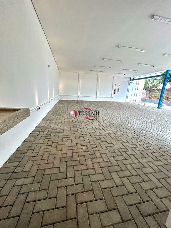 Loja / Salão / Ponto Comercial à venda, 125m² — foto 5 de 8