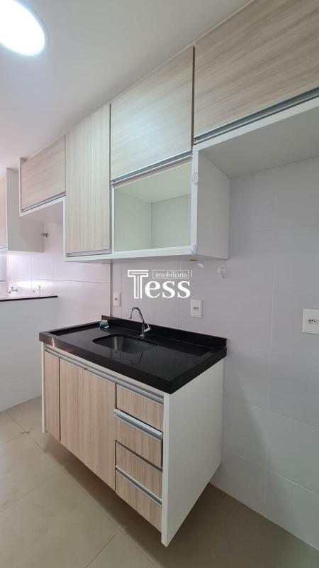Apartamento com 3 quartos para aluguel, 80m² — foto 13 de 29