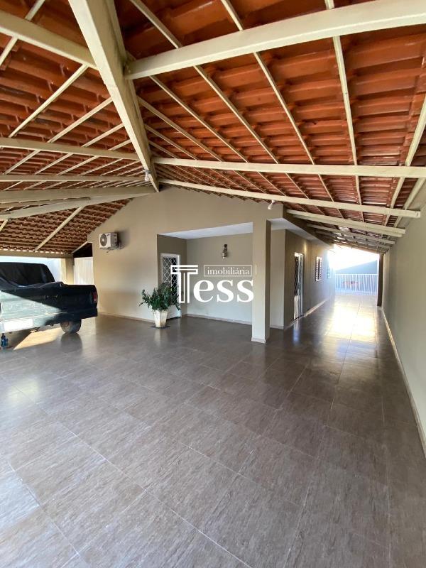 Casa com 3 quartos à venda, 320m² — foto 16 de 20