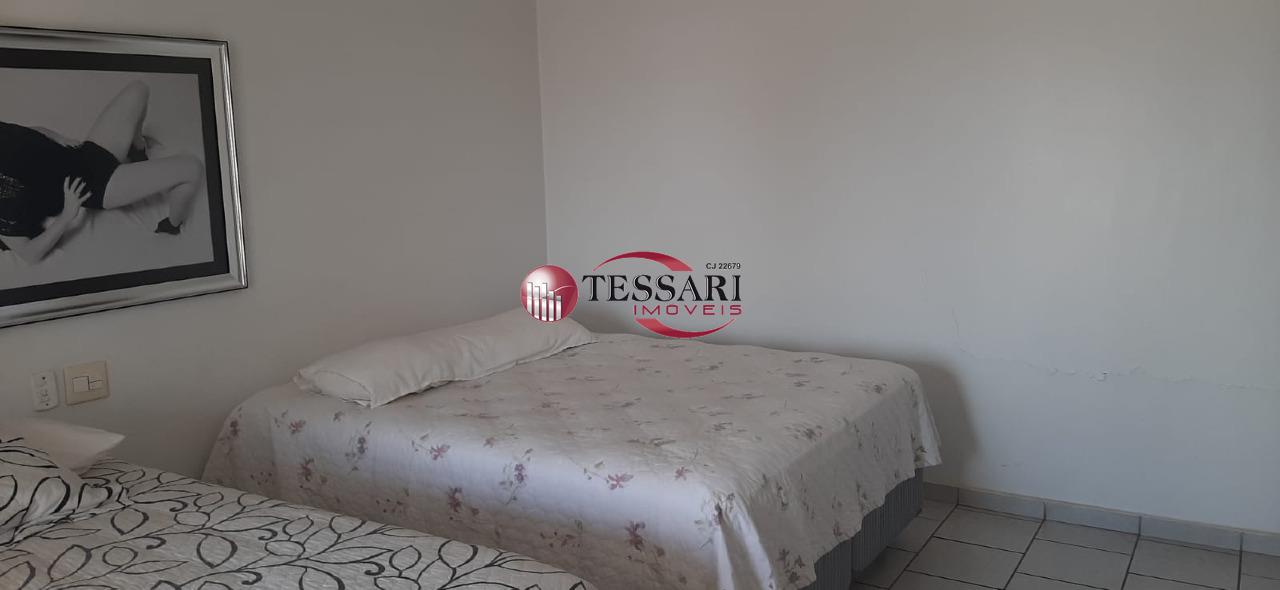 Casa com 4 quartos à venda, 450m² — foto 20 de 26