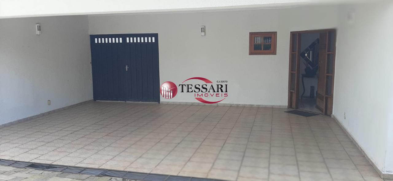 Casa com 4 quartos à venda, 450m² — foto 3 de 26