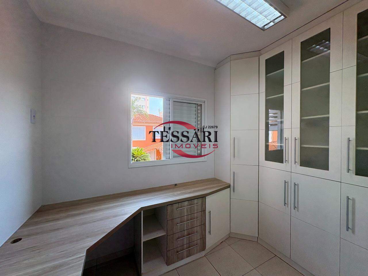 Casa de Condomínio com 3 quartos à venda, 130m² — foto 9 de 29