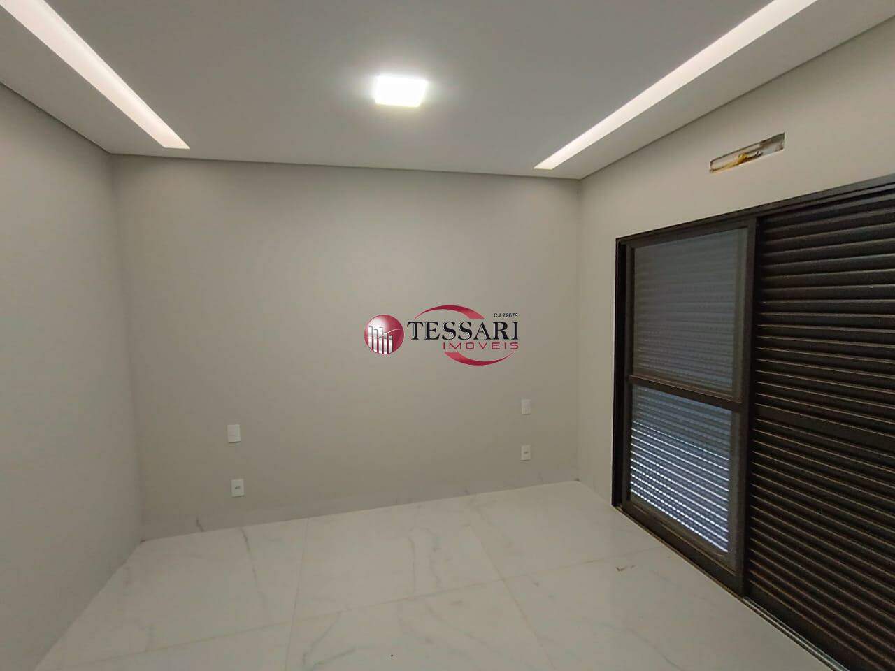 Casa de Condomínio com 3 quartos à venda, 195m² — foto 16 de 27