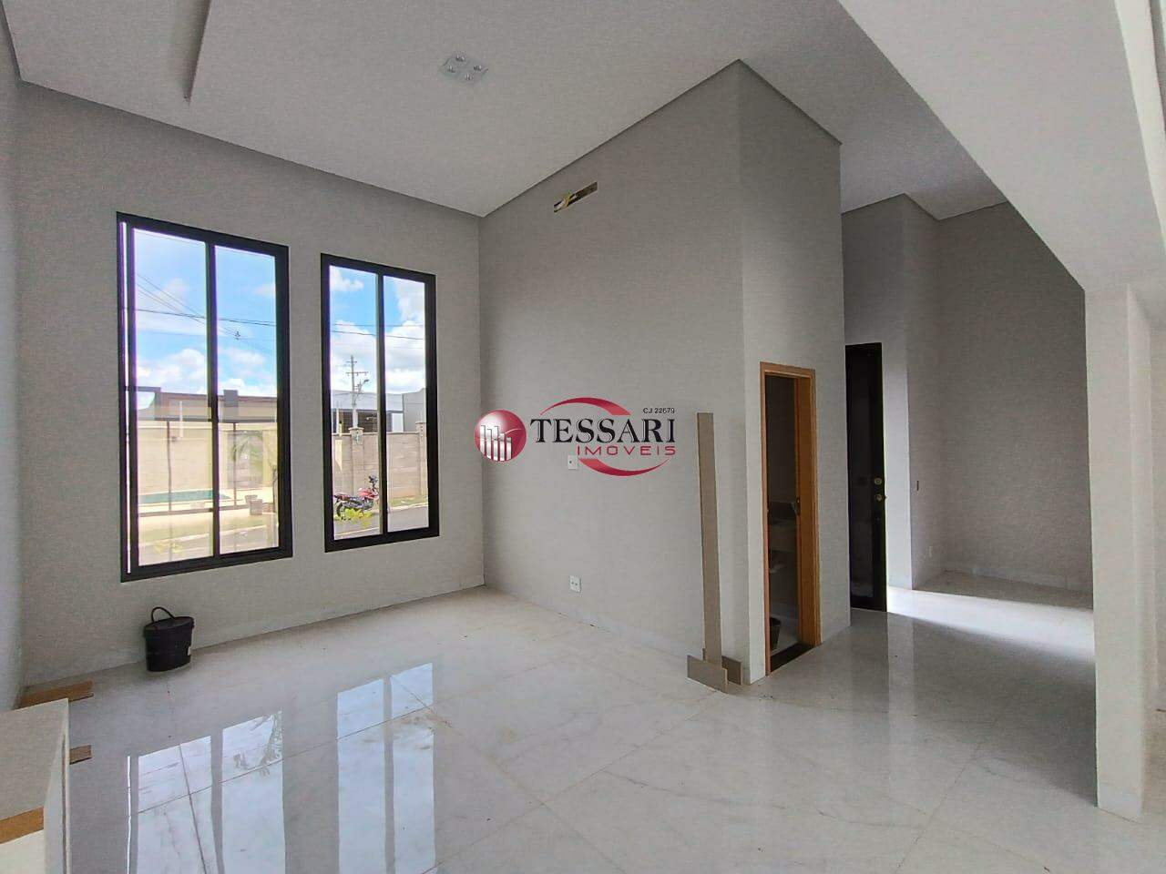 Casa de Condomínio com 3 quartos à venda, 195m² — foto 4 de 27