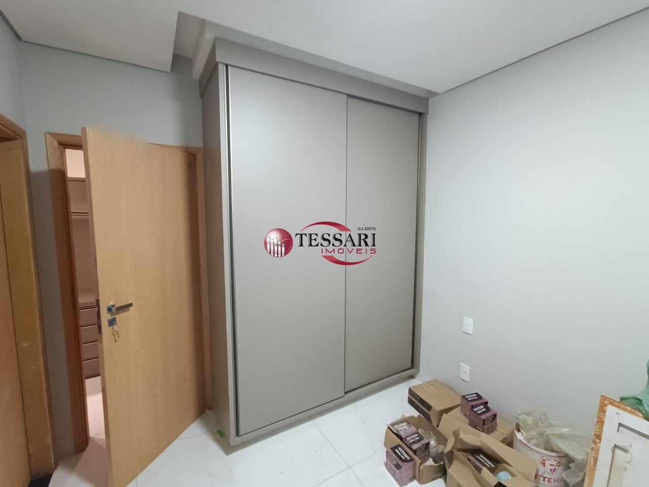 Casa de Condomínio com 3 quartos à venda, 195m² — foto 12 de 27
