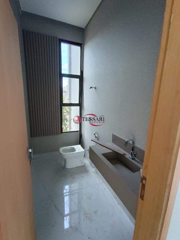 Casa de Condomínio com 3 quartos à venda, 195m² — foto 9 de 27