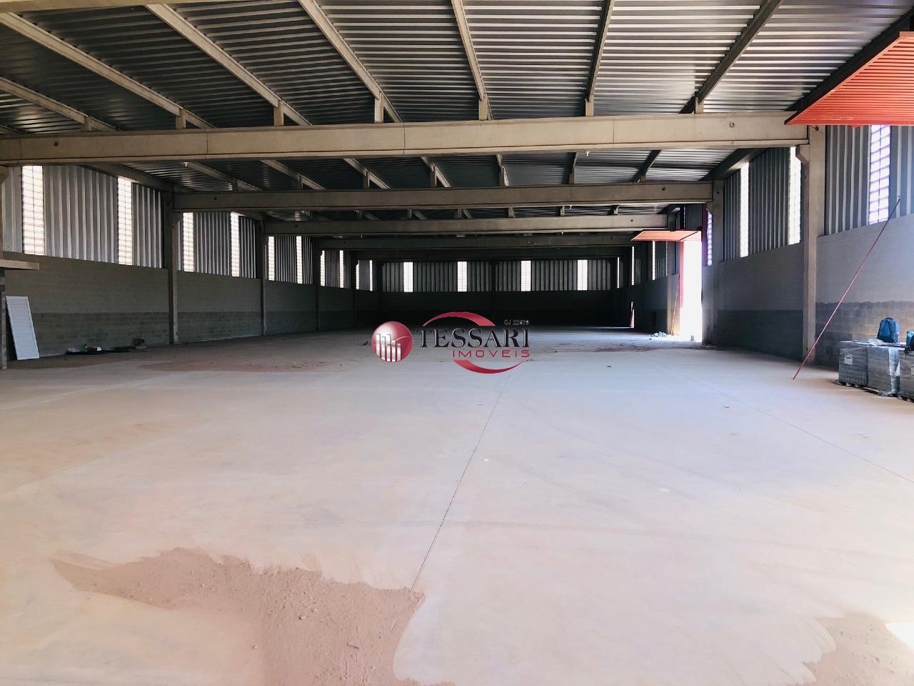 Loja / Salão / Ponto Comercial para aluguel, 2000m² — foto 5 de 8