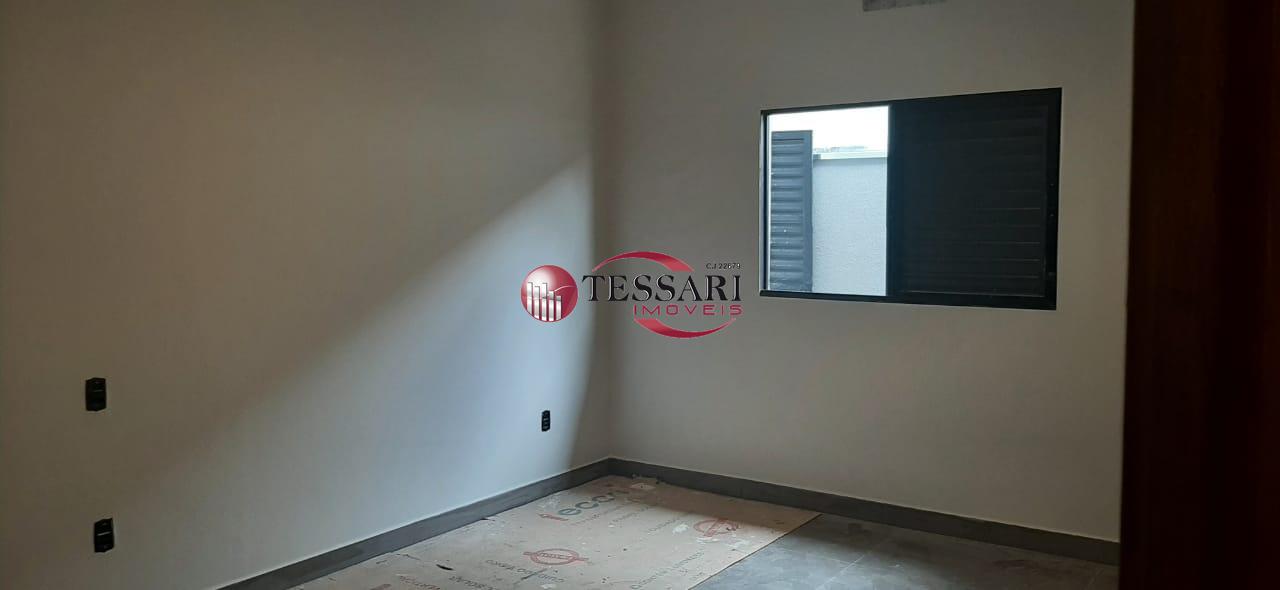 Casa com 3 quartos à venda, 210m² — foto 12 de 16