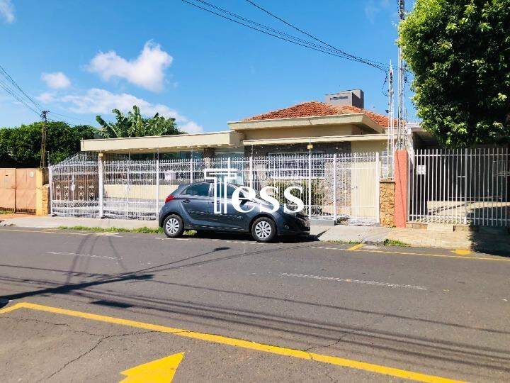 Imóvel Comercial para aluguel, 240m² — foto 1 de 26