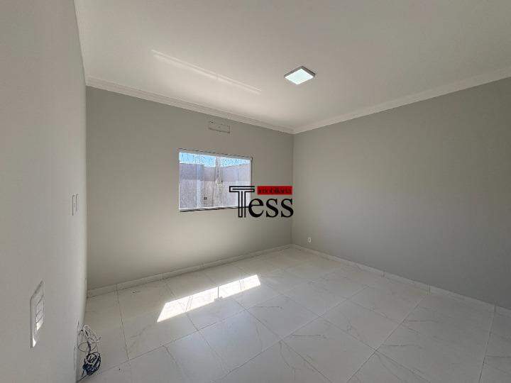 Casa com 3 quartos para aluguel, 120m² — foto 4 de 30