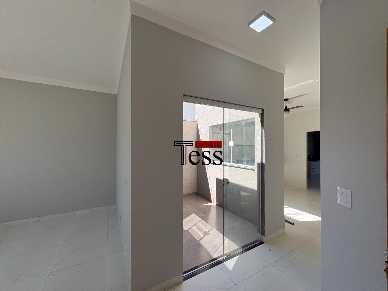 Casa com 3 quartos para aluguel, 120m² — foto 3 de 30