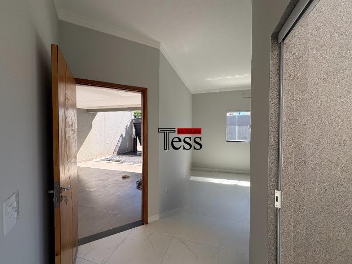 Casa com 3 quartos para aluguel, 120m² — foto 2 de 30