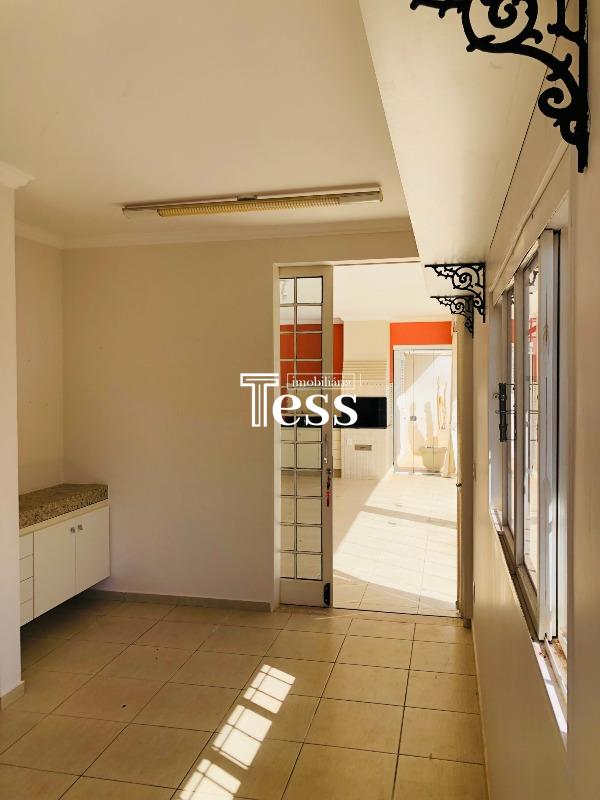 Imóvel Comercial com 3 quartos para aluguel, 307m² — foto 8 de 25