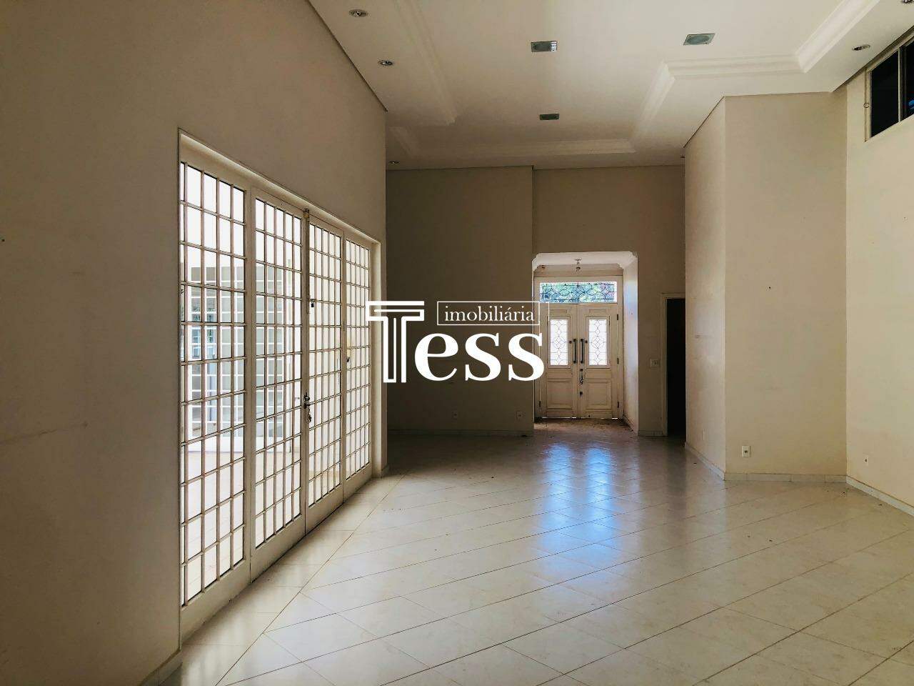 Imóvel Comercial com 3 quartos para aluguel, 307m² — foto 4 de 25