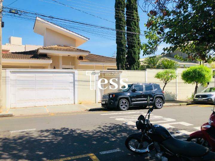 Imóvel Comercial com 3 quartos para aluguel, 307m² — foto 1 de 25