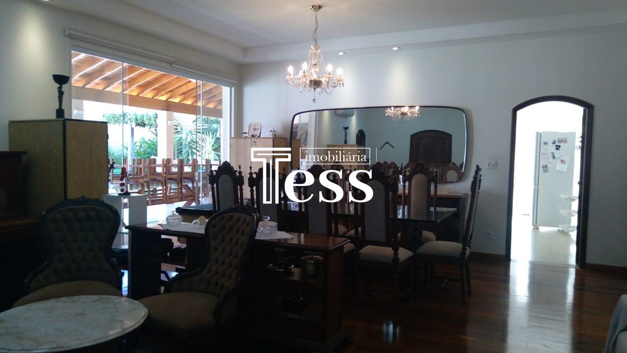 Casa com 5 quartos à venda, 638m² — foto 3 de 30