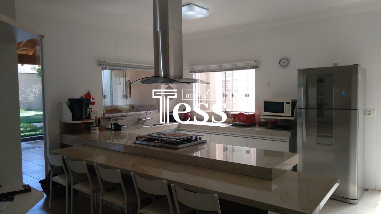 Casa com 5 quartos à venda, 638m² — foto 6 de 30