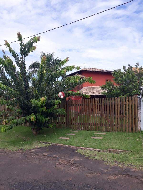 Fazenda / Sítio / Chácara com 3 quartos à venda, 240m² — foto 22 de 23
