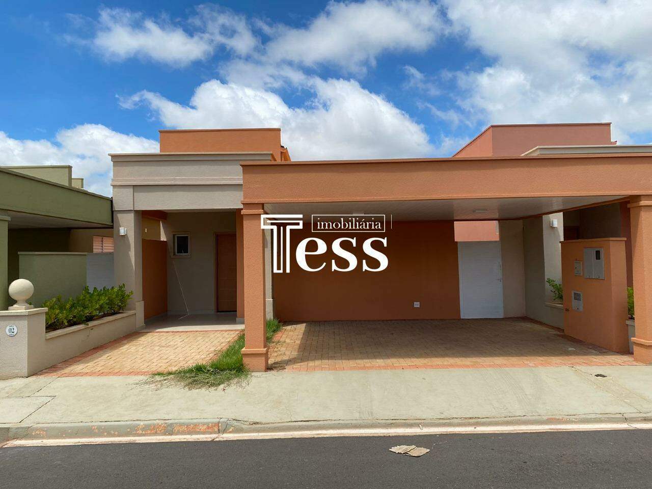 Casa de Condomínio com 2 quartos para aluguel, 105m² — foto 1 de 12
