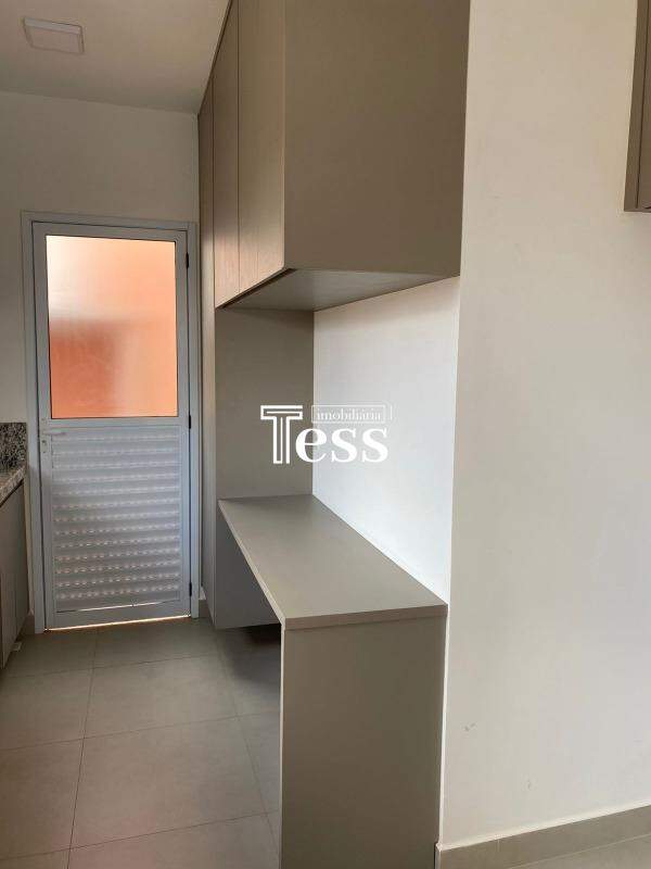 Casa de Condomínio com 2 quartos para aluguel, 105m² — foto 4 de 12