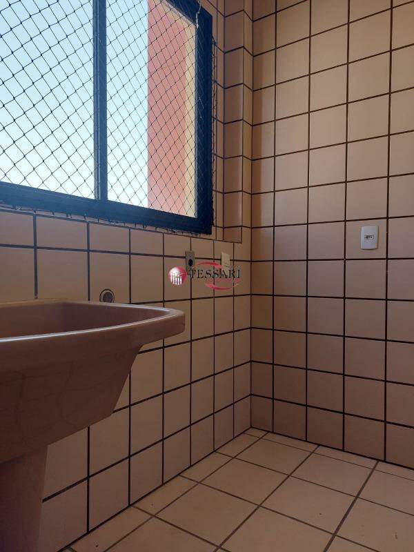 Apartamento com 3 quartos à venda, 110m² — foto 8 de 14