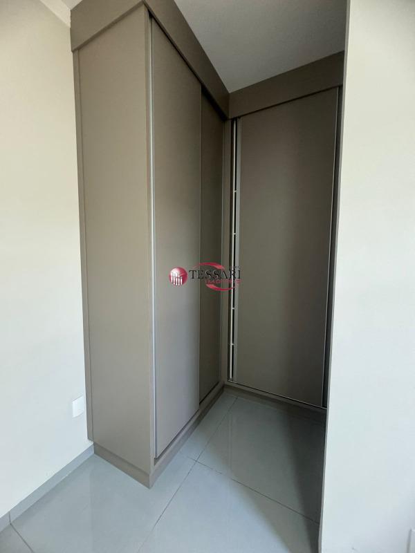 Casa com 3 quartos à venda, 275m² — foto 25 de 30