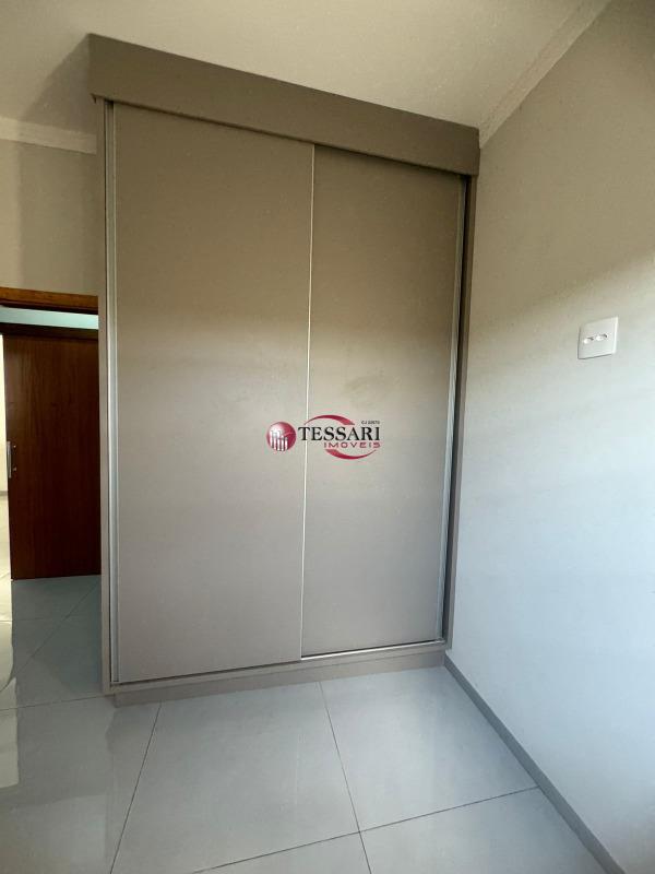 Casa com 3 quartos à venda, 275m² — foto 20 de 30