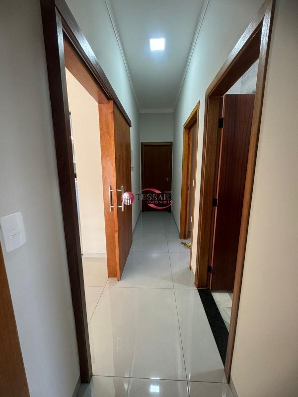 Casa com 3 quartos à venda, 275m² — foto 16 de 30
