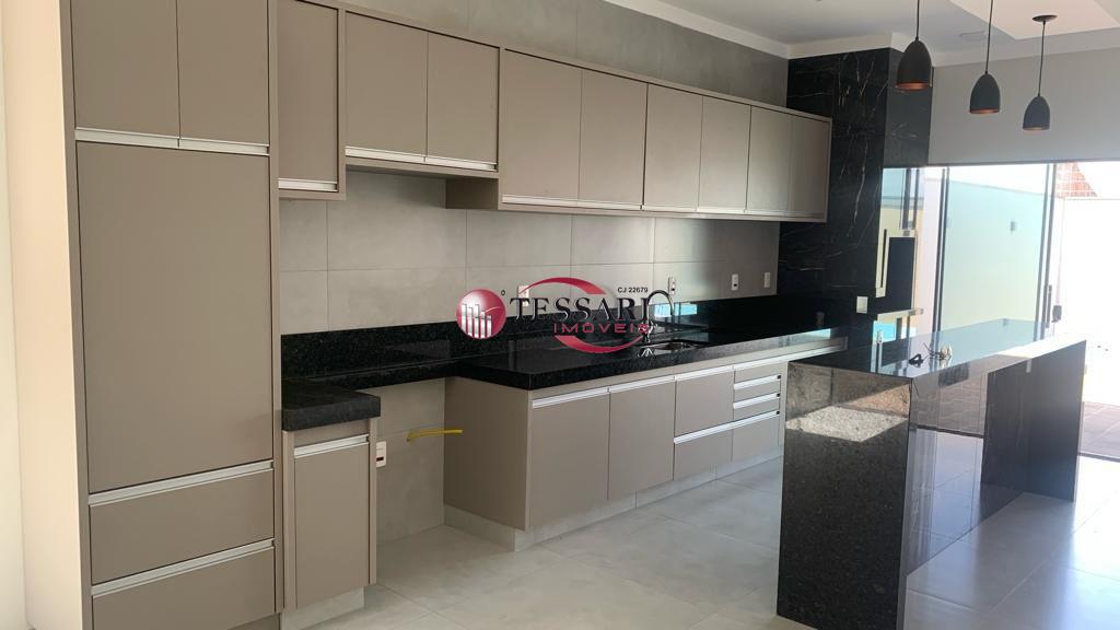 Casa com 3 quartos à venda, 275m² — foto 8 de 30