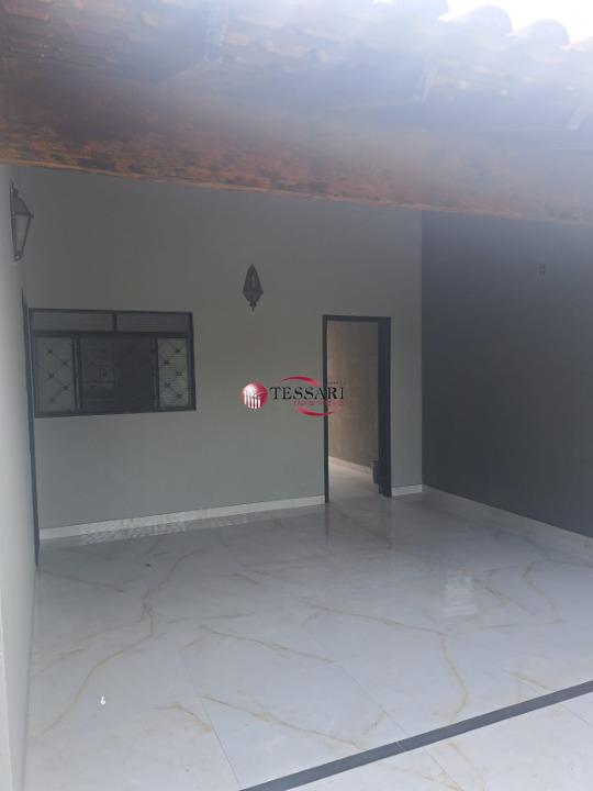 Casa com 3 quartos à venda, 100m² — foto 2 de 11