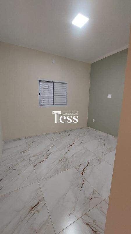 Casa com 3 quartos à venda, 92m² — foto 8 de 13