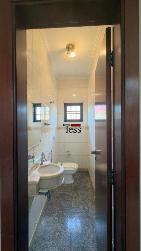 Casa com 4 quartos à venda, 360m² — foto 27 de 30